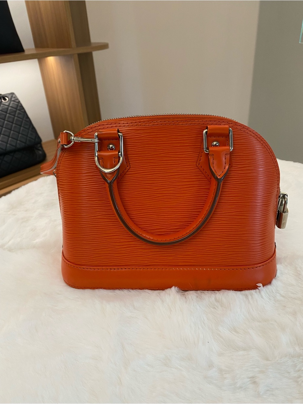#27 LV Alma BB Epi Orange